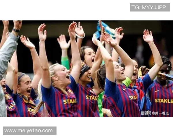 成都足球队快攻战术解析与战绩影响的深度探讨 成都足球队快攻战术解析与战绩影响的深度探讨