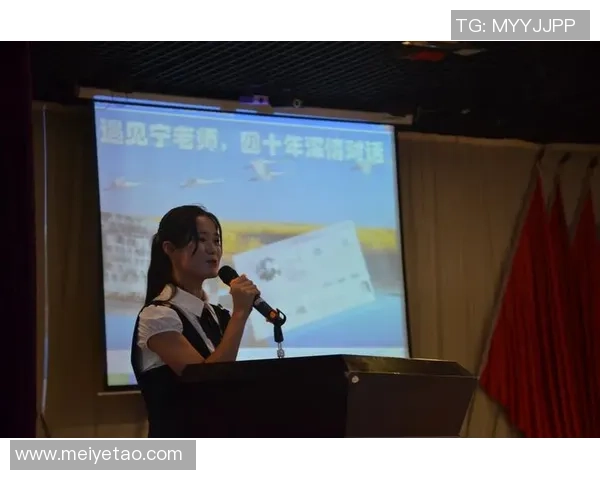 足球明星重温青春岁月与恩师深情对话感人视频分享 足球明星重温青春岁月与恩师深情对话感人视频分享